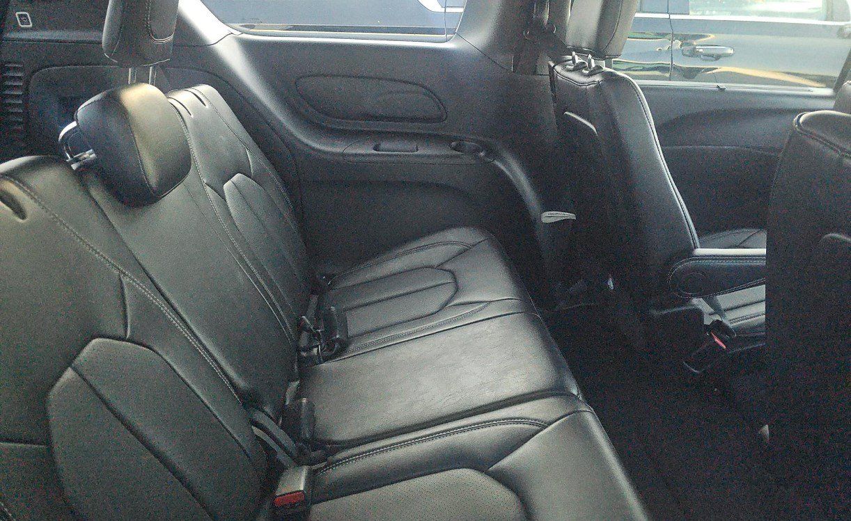 Used 2026 Chrysler Pacifica Select FWD image 10