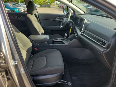Certified 2024 Kia Sportage LX AWD/4WD image 7