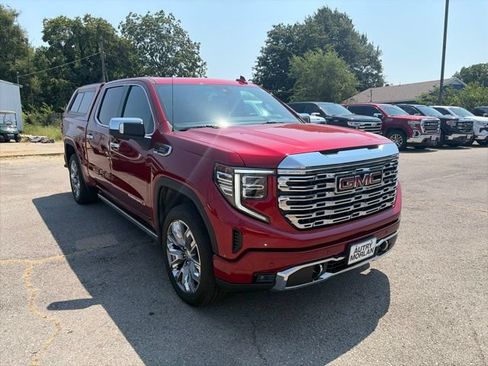 Used 2024 GMC Sierra 1500 Denali w/ Denali Reserve Package AWD/4WD image 8
