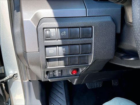 Used 2024 Toyota Tacoma TRD Off-Road AWD/4WD image 27