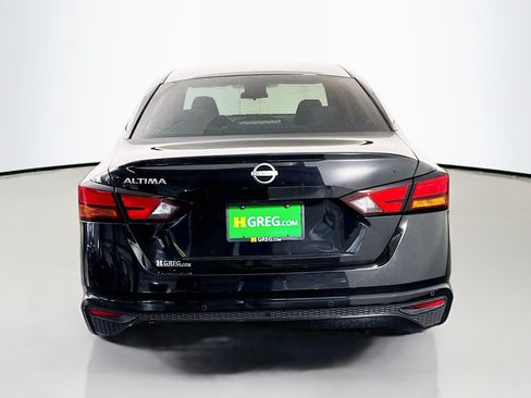 Used 2023 Nissan Altima 2.5 S FWD image 8