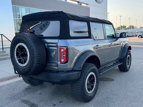 Certified 2022 Ford Bronco Outer Banks w/ Sasquatch Package AWD/4WD image 36