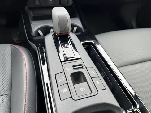 New 2026 Toyota Prius Plug-In Hybrid FWD image 26