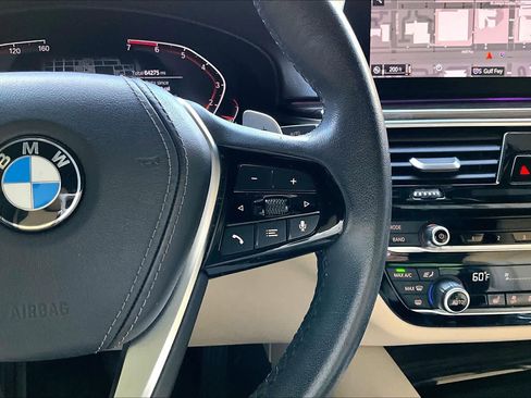 Used 2020 BMW 530i w/ Convenience Package image 24