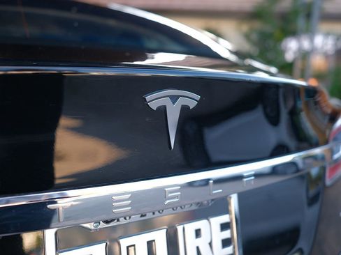 Used 2016 Tesla Model S 75 image 38