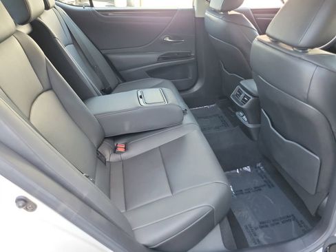 Used 2024 Lexus ES 350 w/ Accessory Package (Z1) FWD image 21