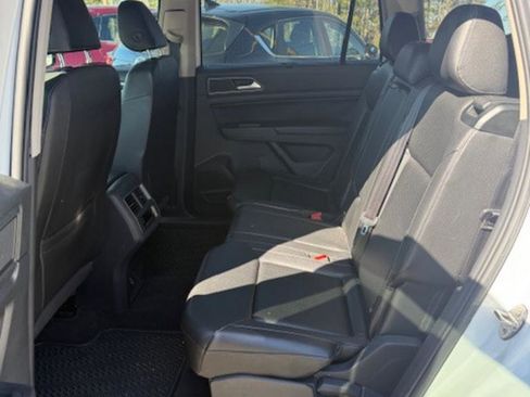Used 2018 Volkswagen Atlas SE image 19