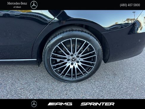 Used 2024 Mercedes-Benz C 300 Sedan image 8