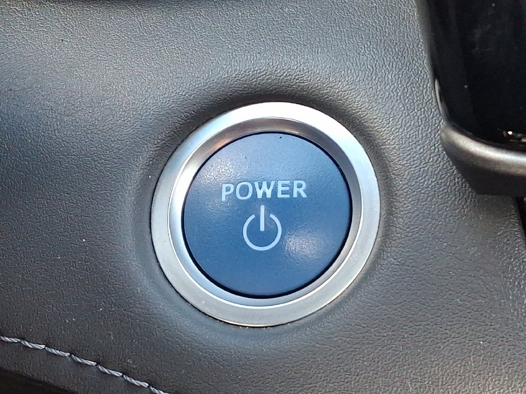 Certified 2021 Toyota Highlander Limited AWD/4WD image 26