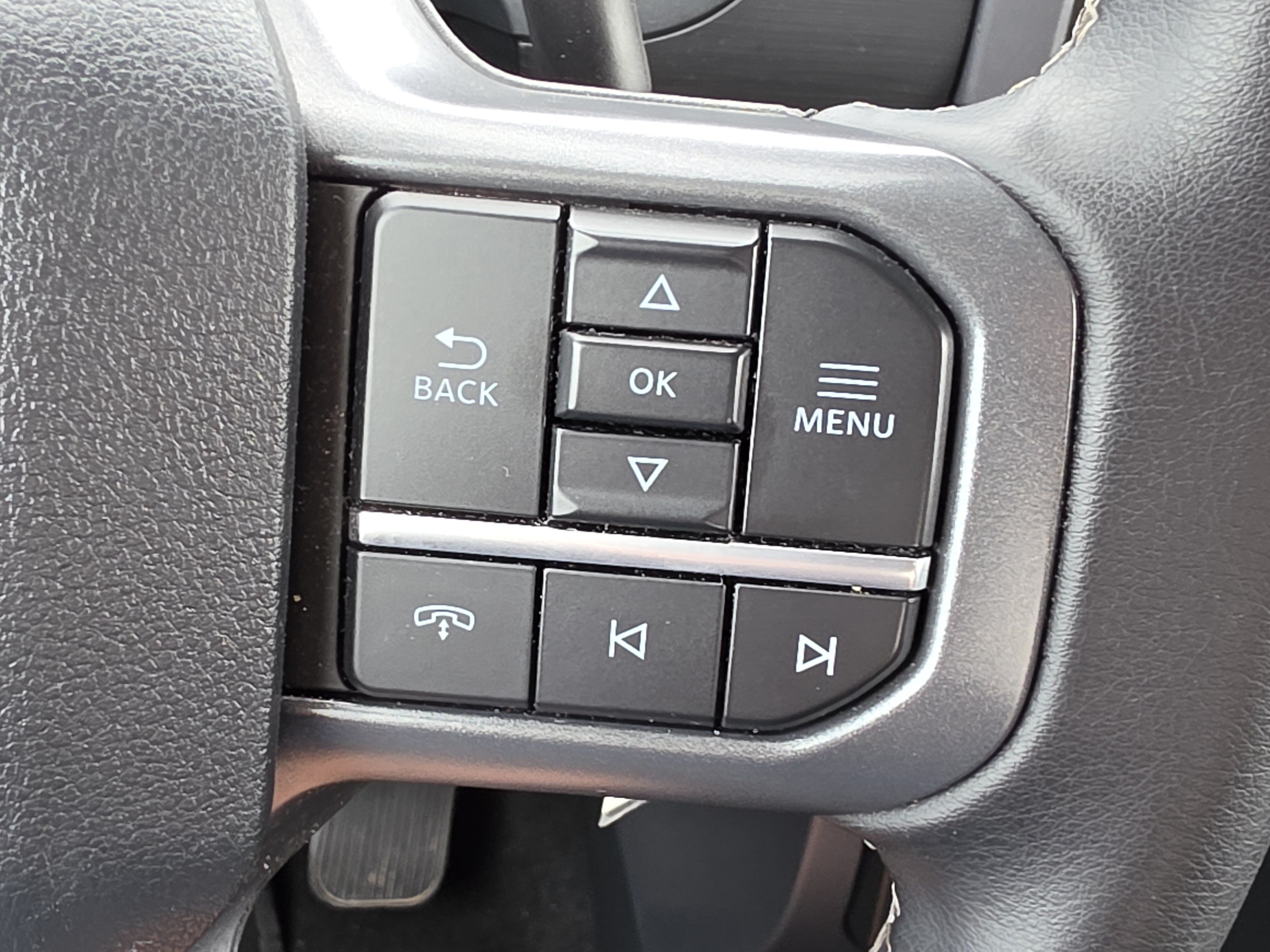 Used 2025 Ford F150 XLT w/ Equipment Group 301A Standard AWD/4WD image 15