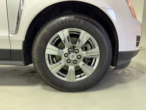 Used 2015 Cadillac SRX Luxury w/ Driver Awareness Package image 30