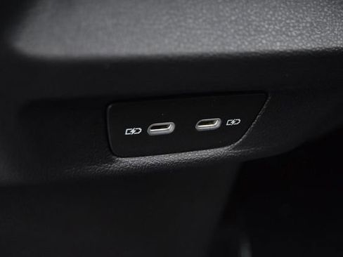 New 2026 Volkswagen Tiguan SE R-Line image 24