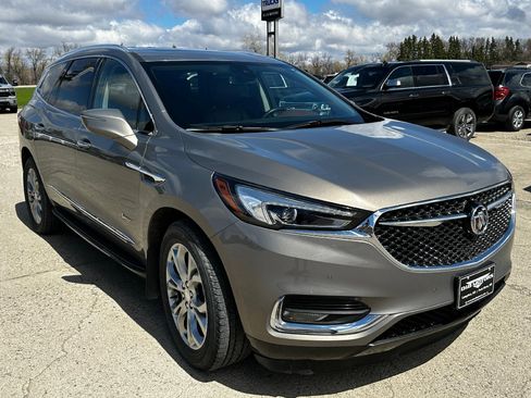 Used 2018 Buick Enclave Avenir image 5