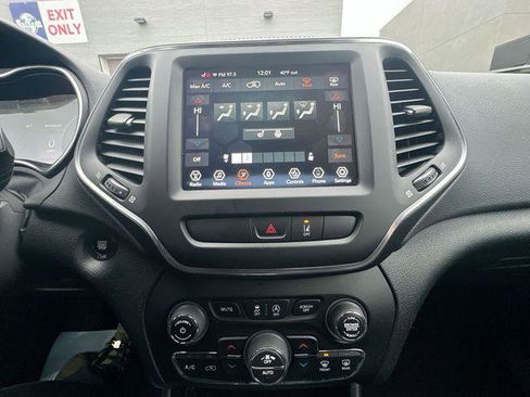 Certified 2022 Jeep Cherokee Latitude Lux image 20