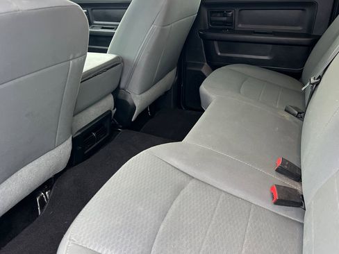 Used 2016 RAM 3500 Tradesman w/ Chrome Appearance Group image 13