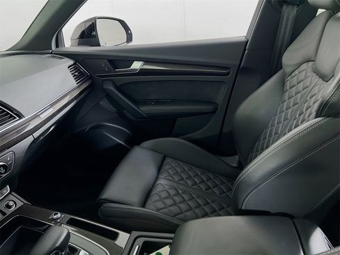 Used 2022 Audi SQ5 Premium Plus w/ Premium Plus Package image 23