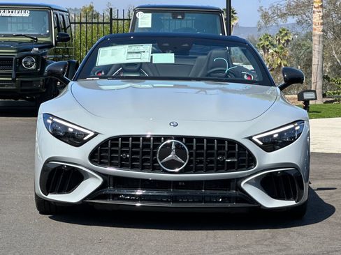 Used 2025 Mercedes-Benz SL 63 AMG S e Performance 4MATIC image 8