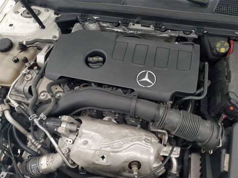 Used 2022 Mercedes-Benz A 220 w/ Premium Package Lite image 9