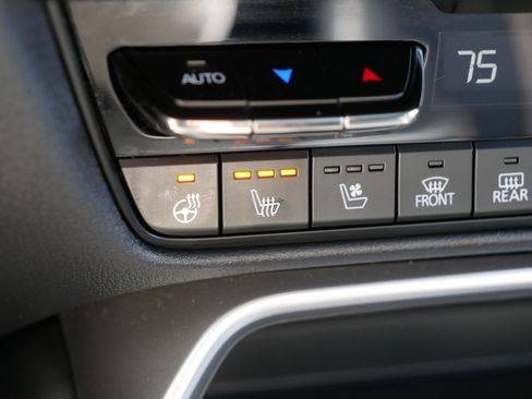 Used 2024 MAZDA CX-90 Plug-In Hybrid w/ Premium Plus AWD/4WD image 28