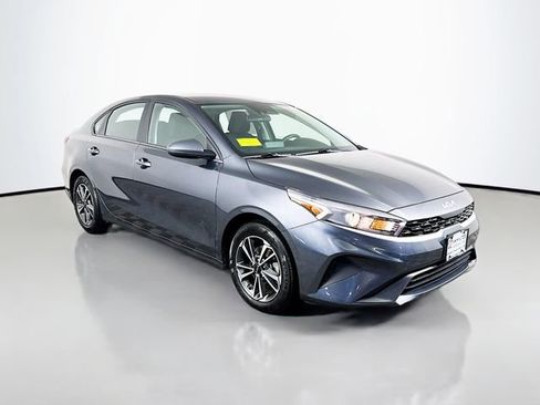 Used 2024 Kia Forte LXS image 10