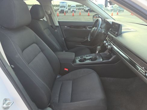 Used 2024 Honda Civic EX image 10
