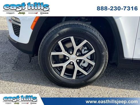 Certified 2024 Jeep Grand Cherokee Limited image 10