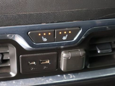 Used 2021 Chevrolet Silverado 3500 LTZ w/ LTZ Texas Edition image 33