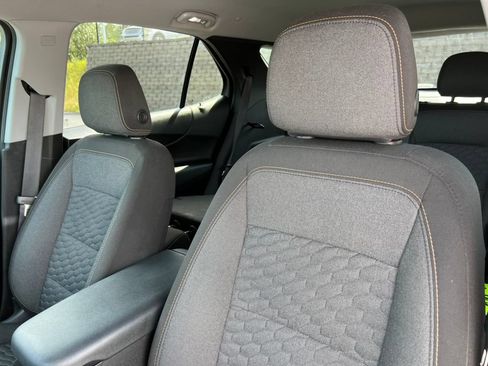 Used 2021 Chevrolet Equinox LT AWD/4WD image 11