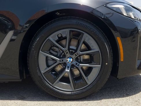 New 2026 BMW i4 eDrive40 w/ Parking Assistance Package RWD image 7