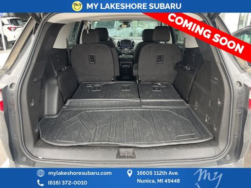 Used 2021 Chevrolet Traverse LT w/ LPO, Floor Liner Package image 19
