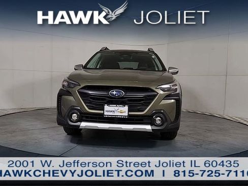 Used 2024 Subaru Outback Touring XT AWD/4WD image 3