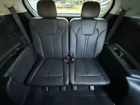 Used 2023 Kia Sorento S w/ Panoramic Sunroof Package AWD/4WD image 16
