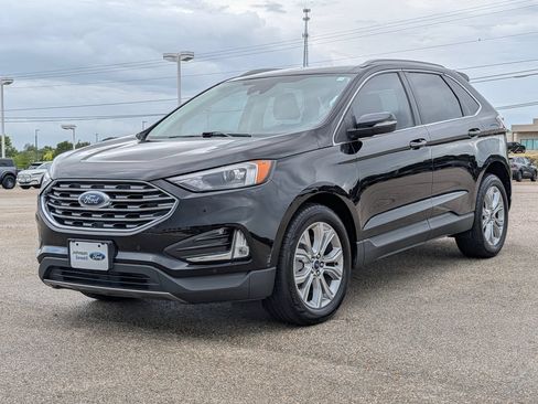Used 2022 Ford Edge Titanium AWD/4WD image 4