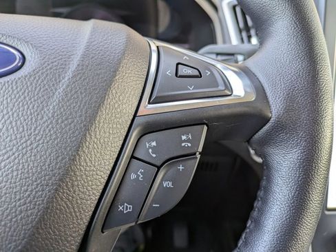 Used 2022 Ford Edge SEL w/ Convenience Package image 24