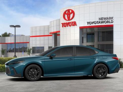 New 2026 Toyota Camry SE AWD/4WD image 10
