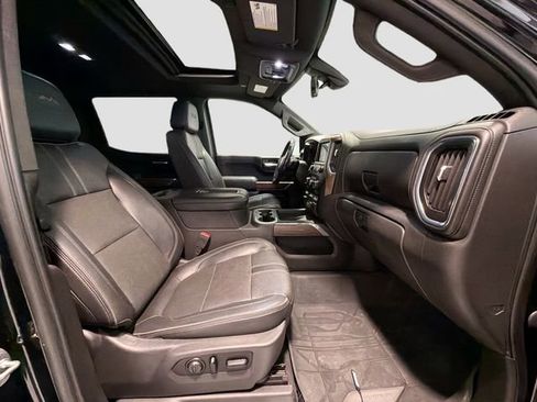 Certified 2020 Chevrolet Silverado 1500 High Country w/ Technology Package image 25