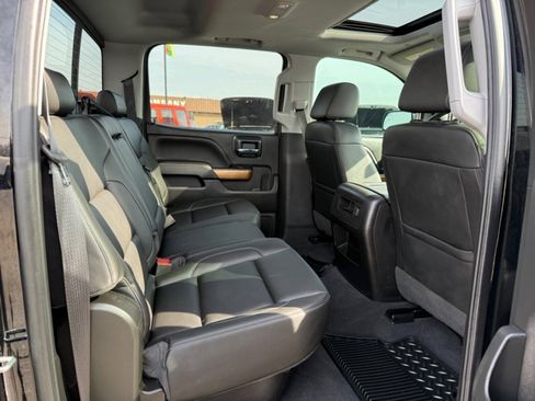 Used 2018 Chevrolet Silverado 1500 LTZ w/ Sport Package image 28