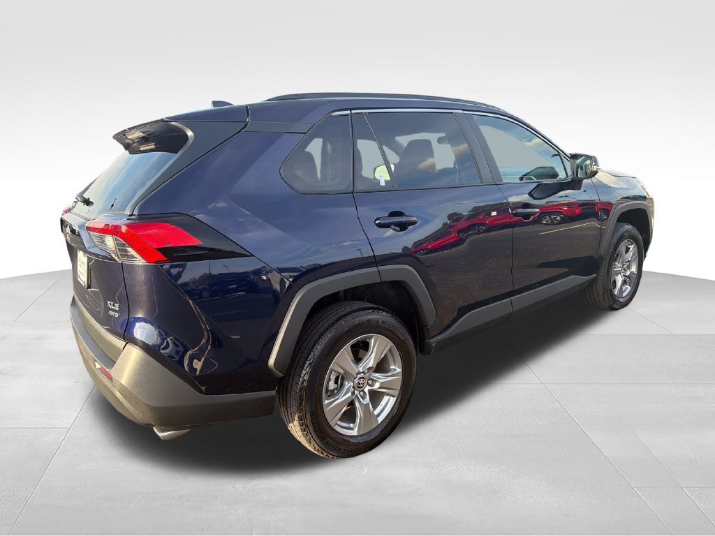 Used 2025 Toyota RAV4 XLE w/ Convenience Package AWD/4WD image 6