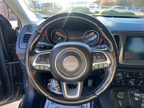 Used 2018 Jeep Compass Trailhawk w/ Leather Interior Group image 17