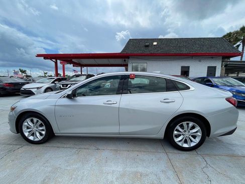 Used 2022 Chevrolet Malibu LT FWD image 5