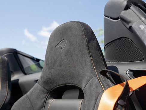 Used 2022 McLaren 720S Spider image 27