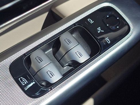 Certified 2026 Mercedes-Benz GLC 300 4MATIC image 29