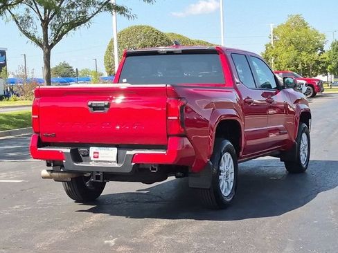 Used 2026 Toyota Tacoma SR5 AWD/4WD image 6