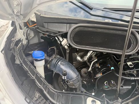 Used 2022 Ford Transit 250 Low Roof AWD image 51