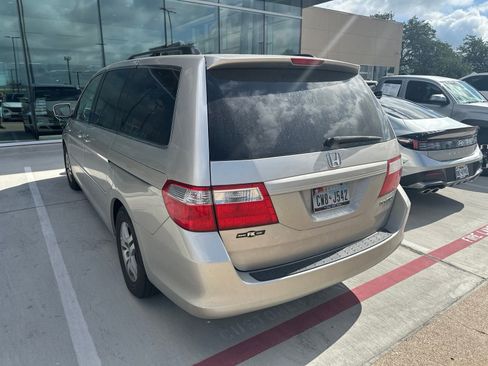Used 2005 Honda Odyssey EX image 9