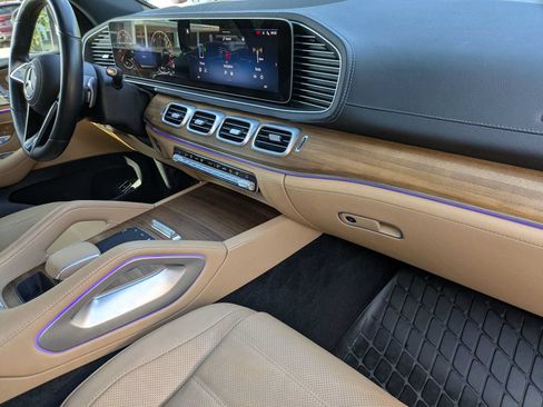 Used 2024 Mercedes-Benz GLE 450e 4MATIC image 22