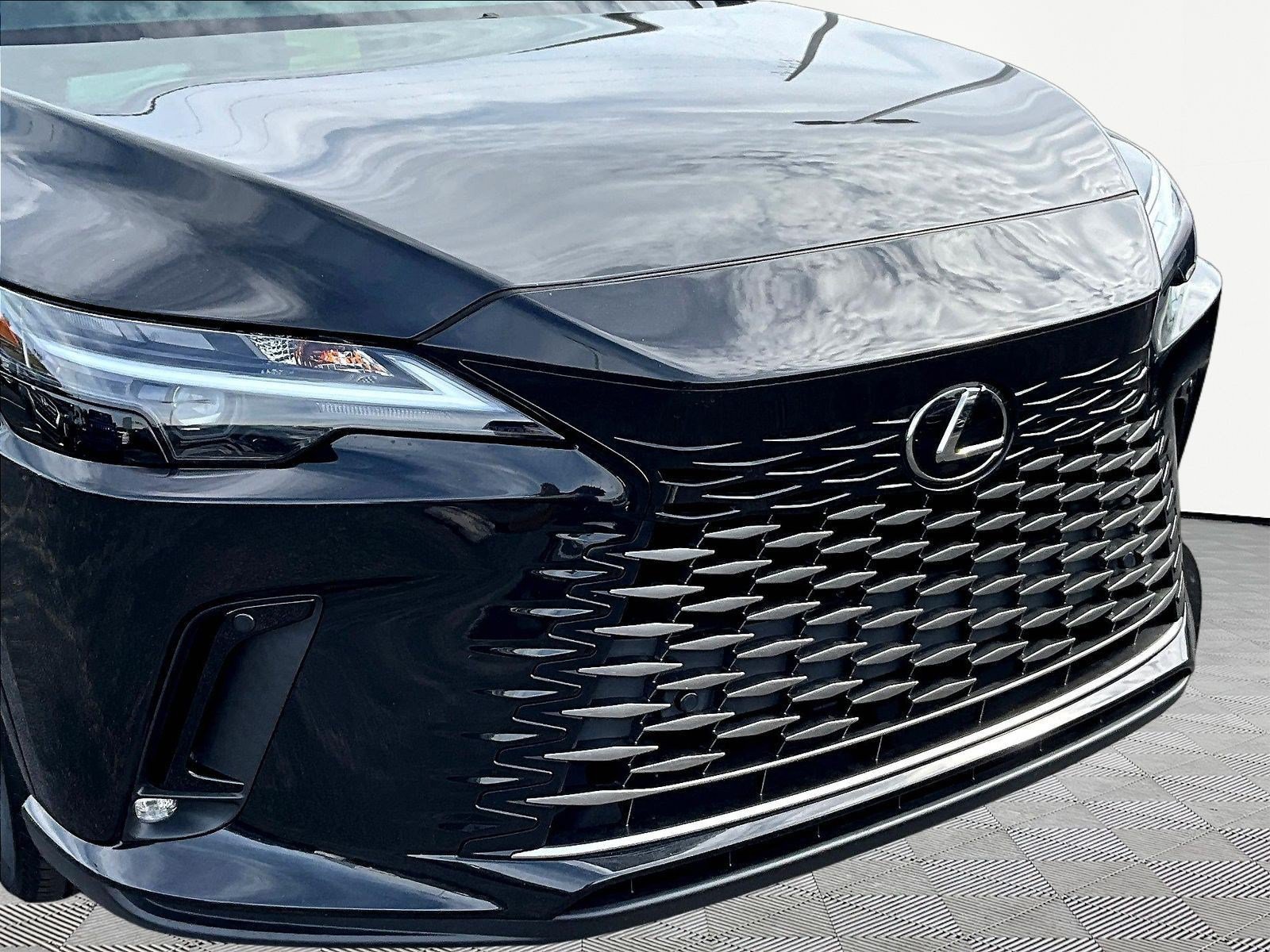 Used 2023 Lexus RX 350 Premium w/ Accessory Package FWD image 33