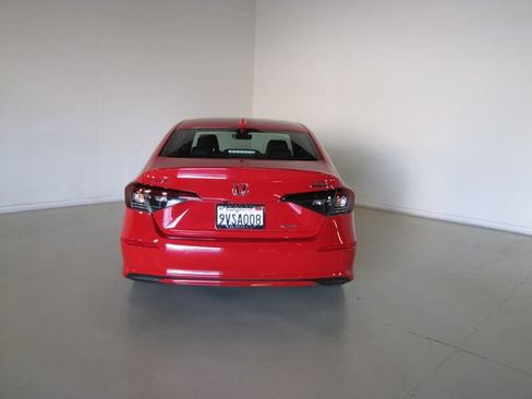 Certified 2025 Honda Civic Sport Touring image 24