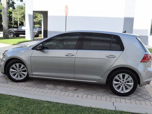 Used 2015 Volkswagen Golf TDI S FWD image 4