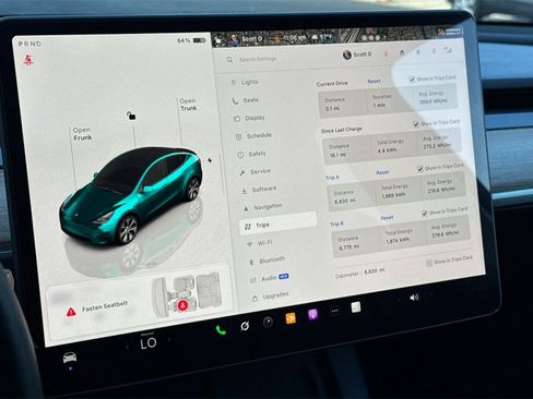 Used 2024 Tesla Model Y 2WD image 23